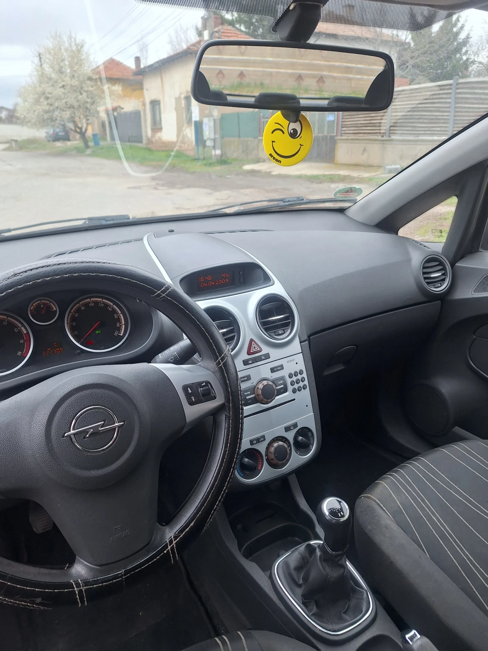 Opel Corsa, снимка 7 - Автомобили и джипове - 55999299