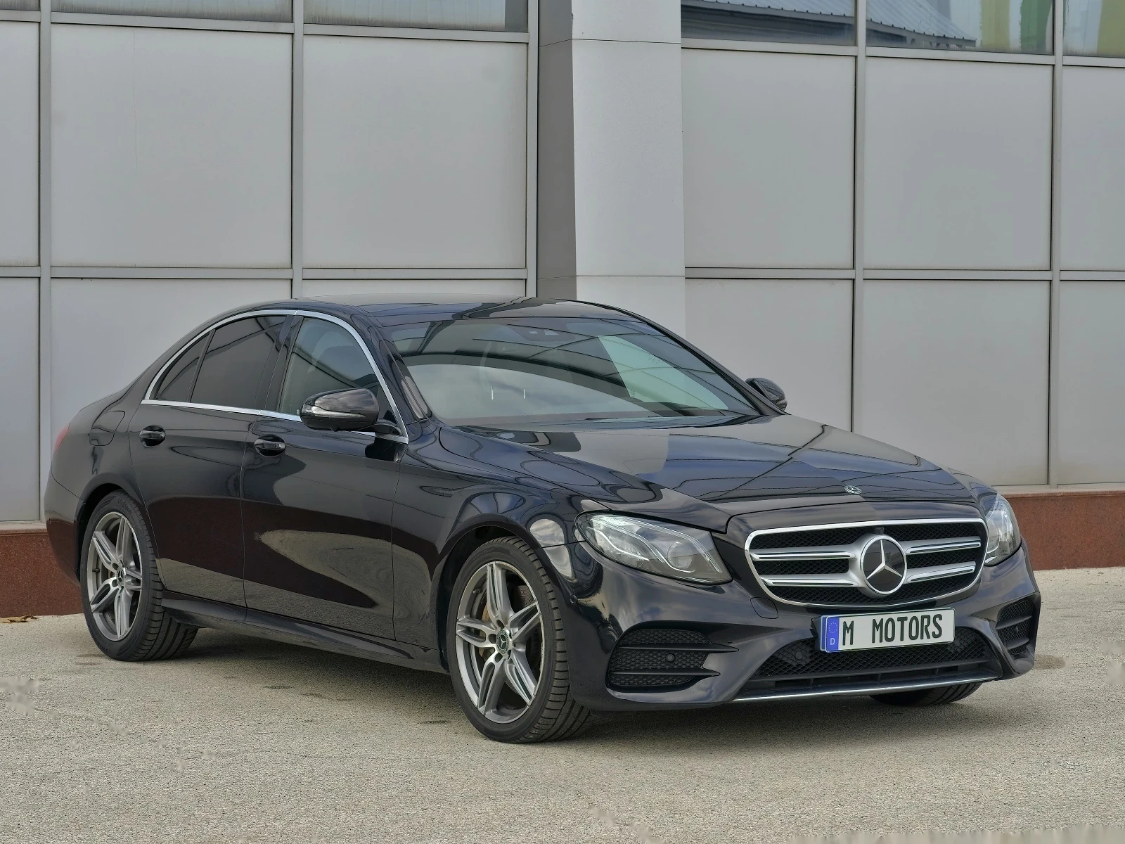 Mercedes-Benz E 350 AMG Panorama Widescreen 360 гр
