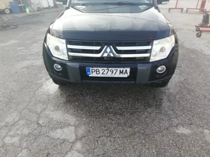 Mitsubishi Pajero, снимка 2 - Автомобили и джипове - 47639712