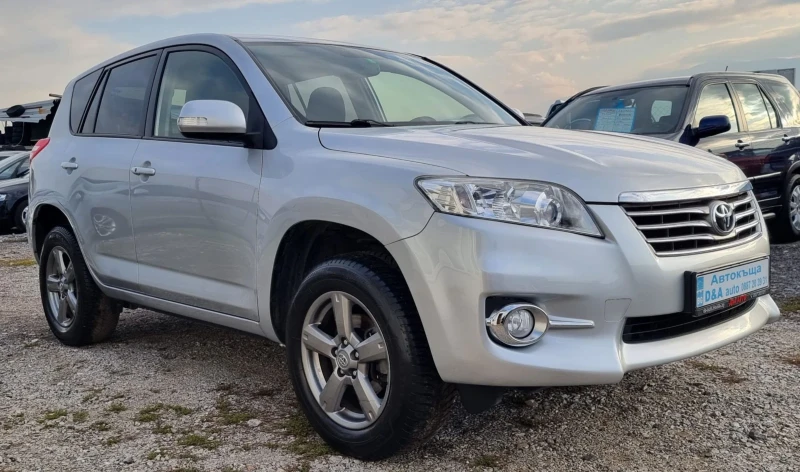 Toyota Rav4 2.0i-158к.с Швейцария Facelift , снимка 1 - Автомобили и джипове - 48155542