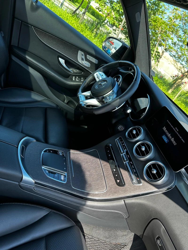 Mercedes-Benz GLC 300 AMG Line, снимка 12 - Автомобили и джипове - 52591342