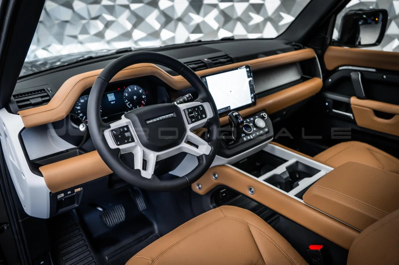 Land Rover Defender 90 X-Dynamic HSE URBAN Widebody, снимка 8 - Автомобили и джипове - 52926757