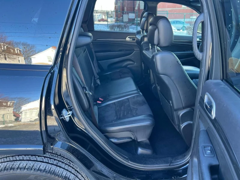 Jeep Grand cherokee, снимка 6 - Автомобили и джипове - 53210233