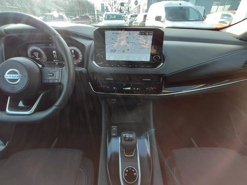 Nissan Qashqai 1.3 Tce 4x4, снимка 15 - Автомобили и джипове - 53452214