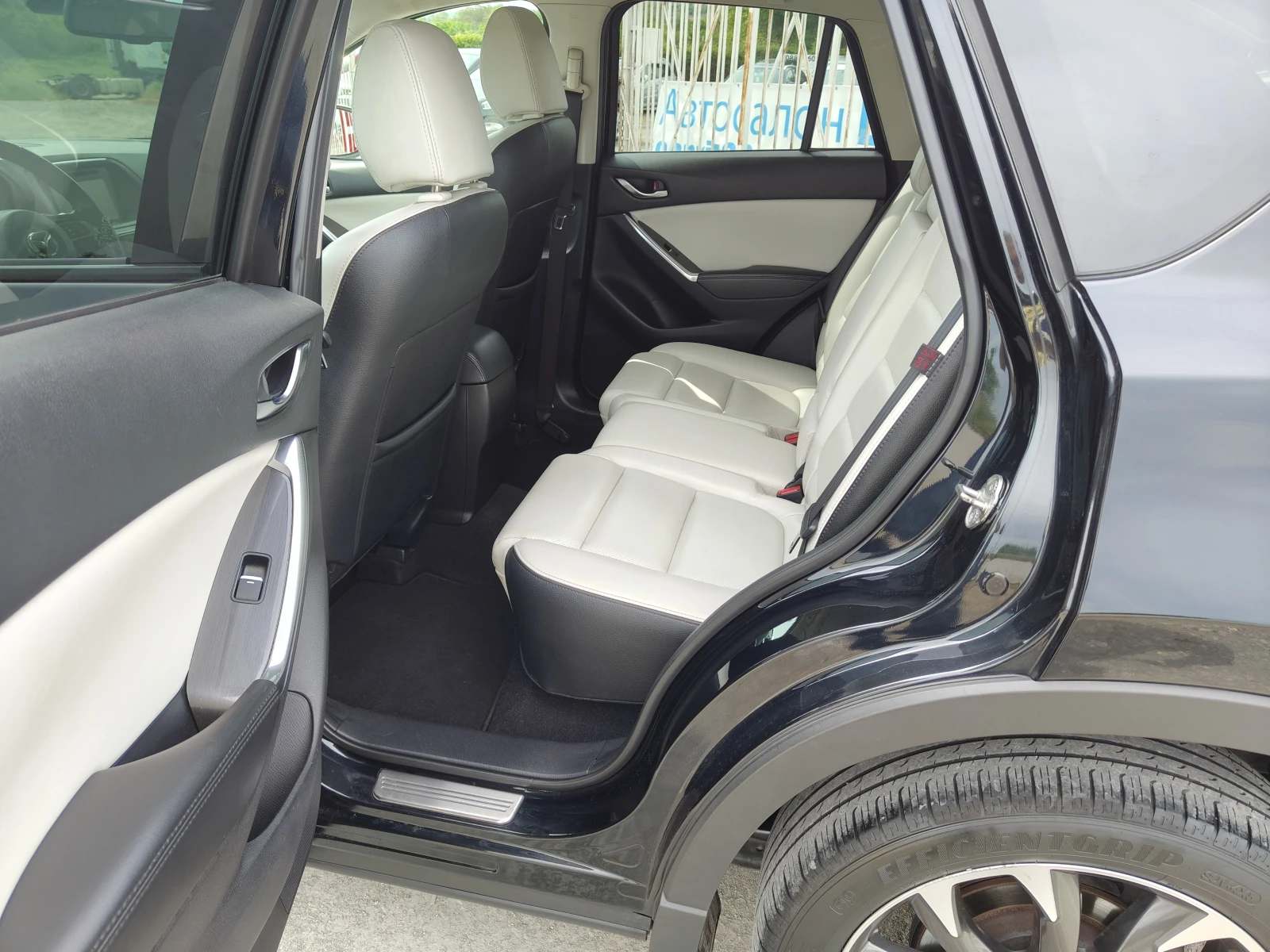 Mazda CX-5 2.2D SkyAktiv AVD REVOLUTION - изображение 8