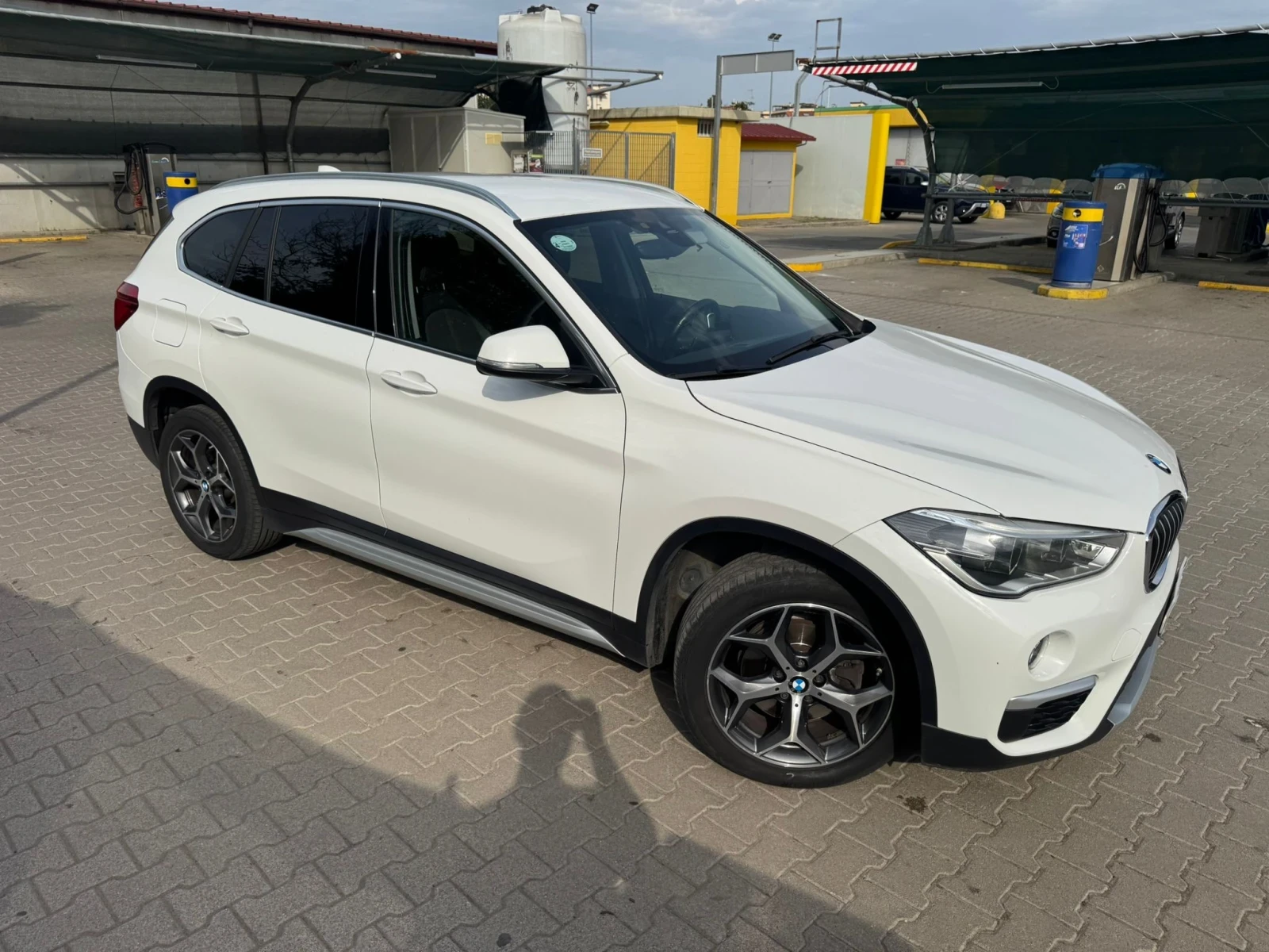 BMW X1 sDrive18d xLine - изображение 3