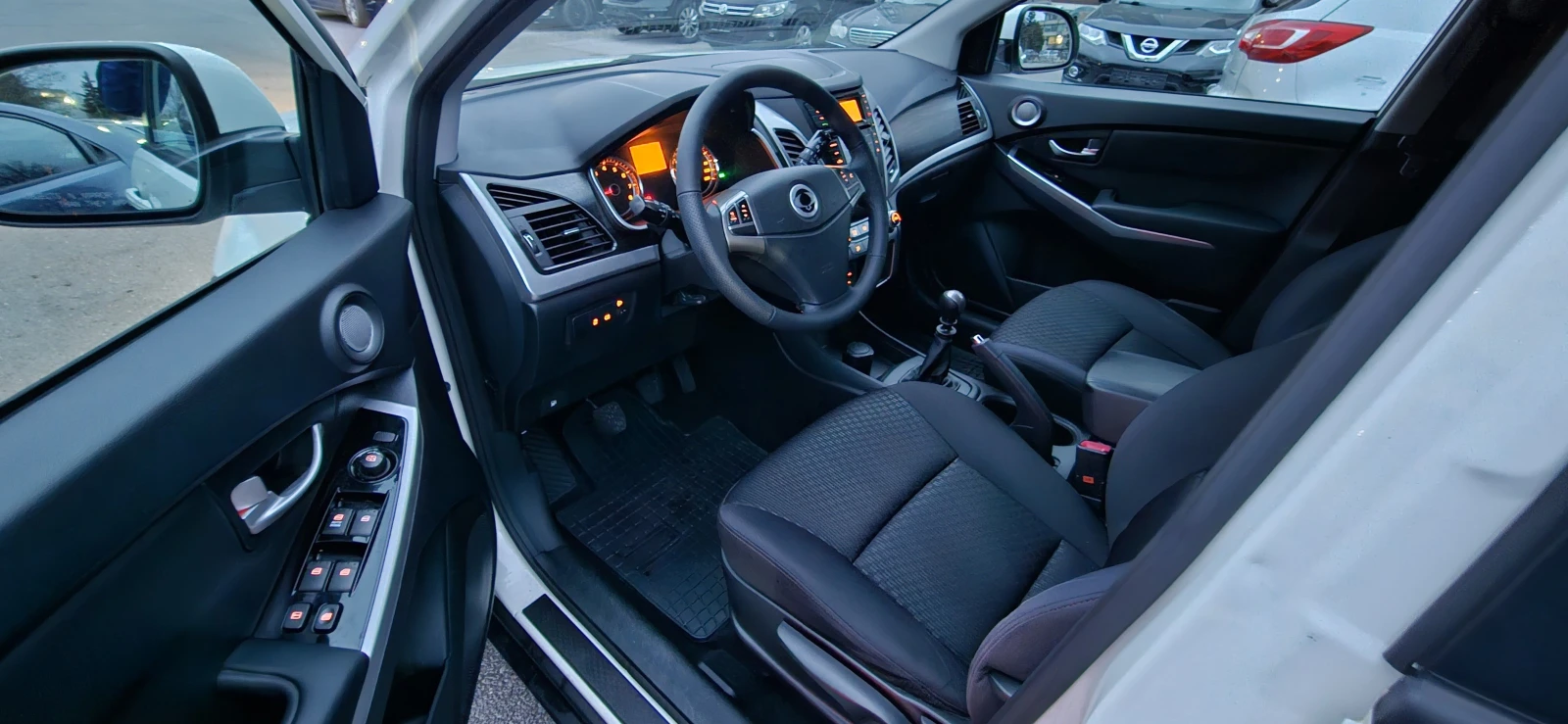 SsangYong Korando 2.0 2WD MT GPL Plus | Mobile.bg   11