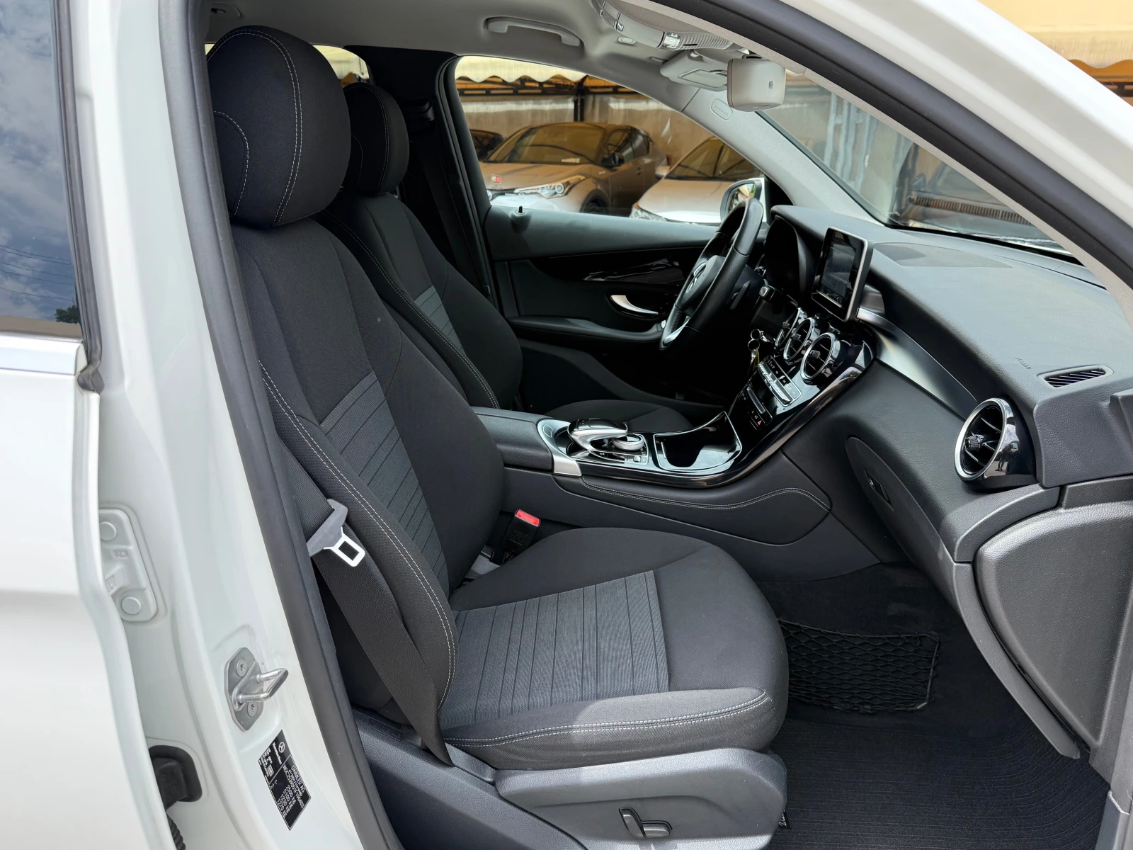 Mercedes-Benz GLC 220 d 4-MATIC 9G-TRONIC !! 100% ������ ��������� !! | Mobile.bg � ����������� 14