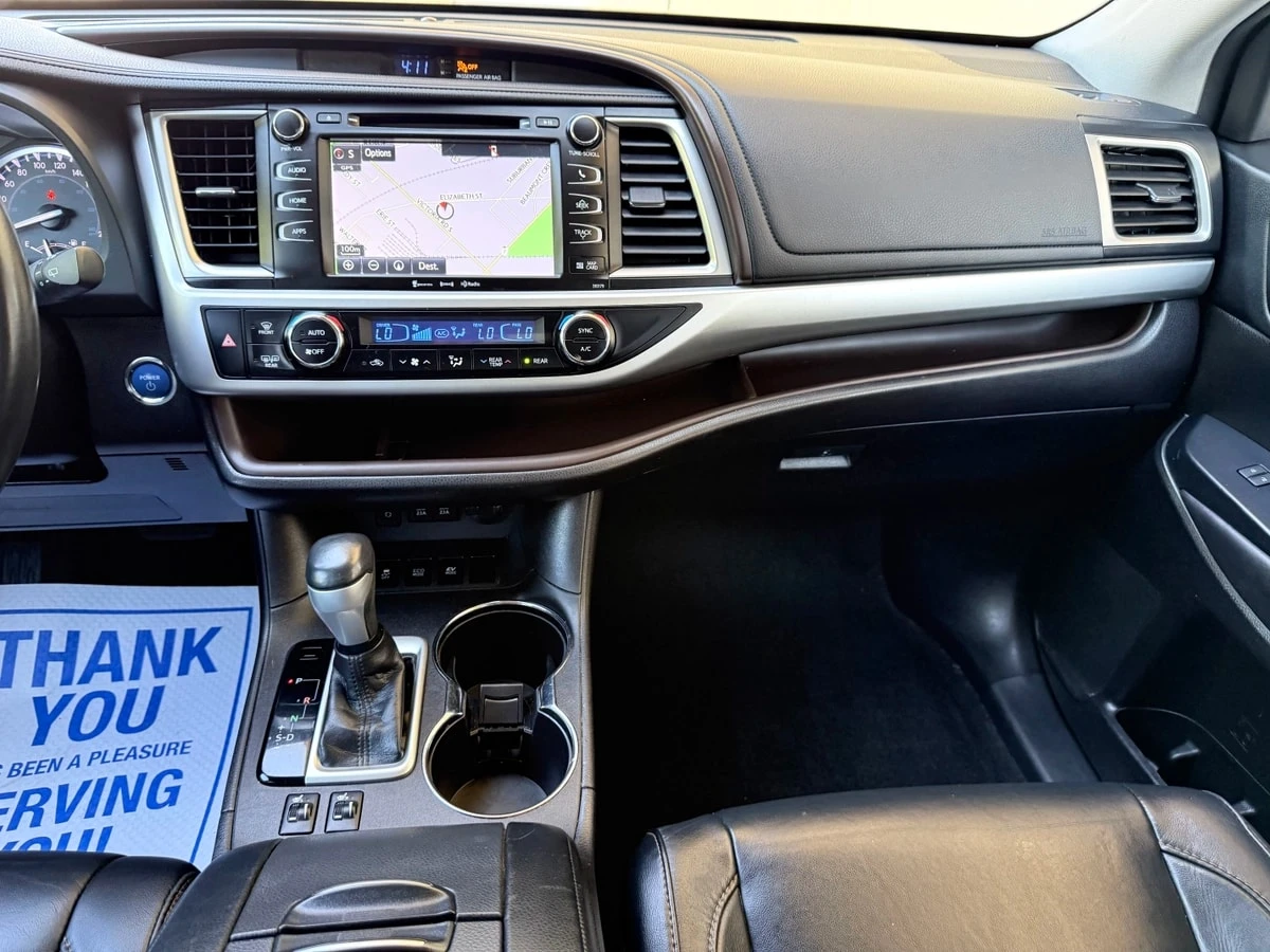 Toyota Highlander AWD 4dr XLE | CARFAX | БЕЗ ИНЦИДЕНТИ, снимка 9 - Автомобили и джипове - 55857080