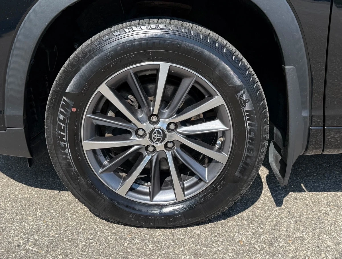 Toyota Highlander AWD 4dr XLE | CARFAX | БЕЗ ИНЦИДЕНТИ, снимка 6 - Автомобили и джипове - 55857080