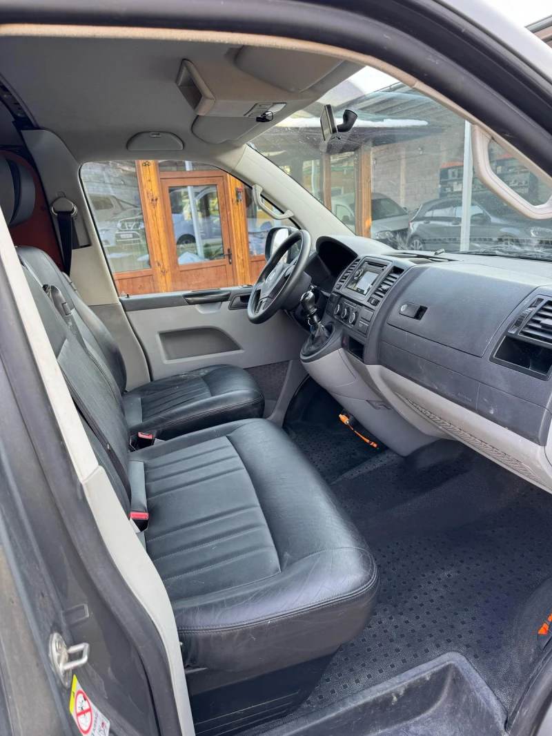 VW Transporter 2.0TDI, снимка 12 - Бусове и автобуси - 49291096