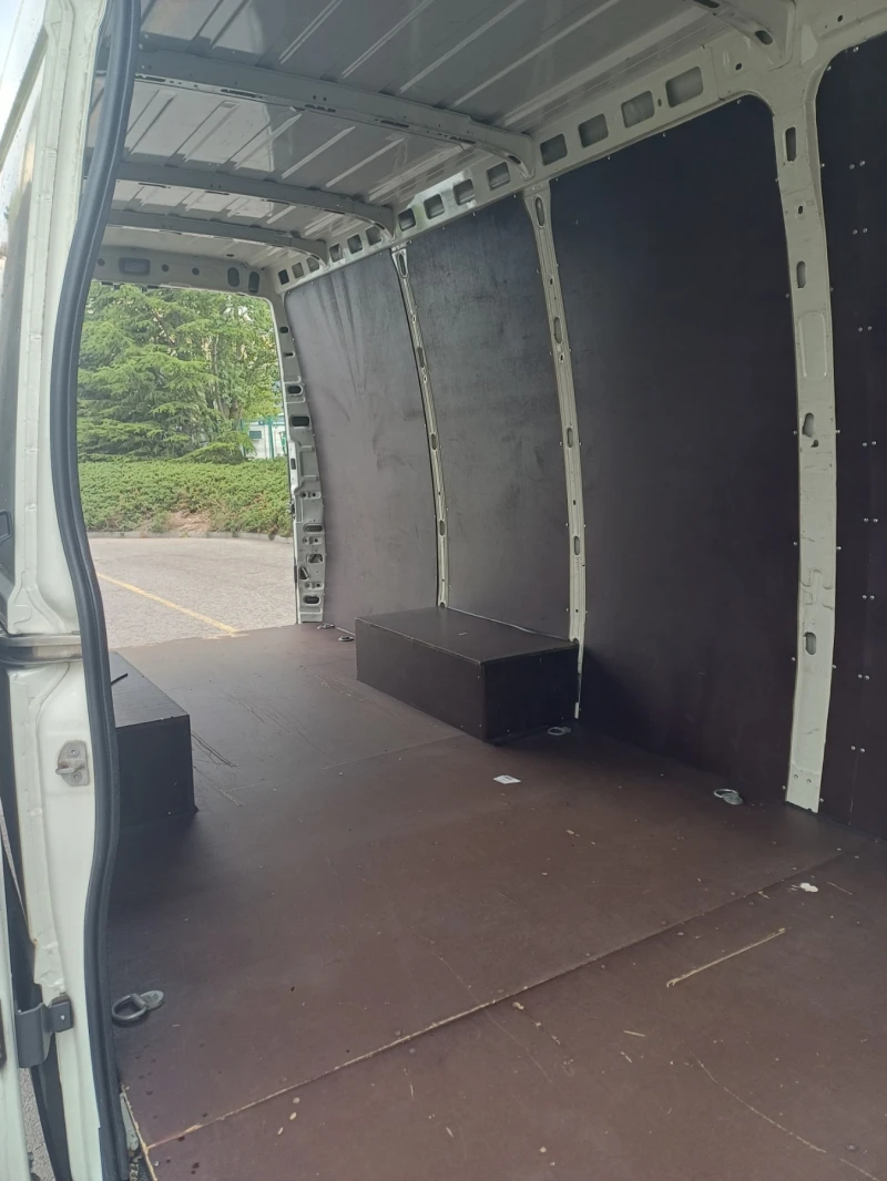 Iveco Daily 3.0d, 16m3, снимка 14 - Бусове и автобуси - 52555582