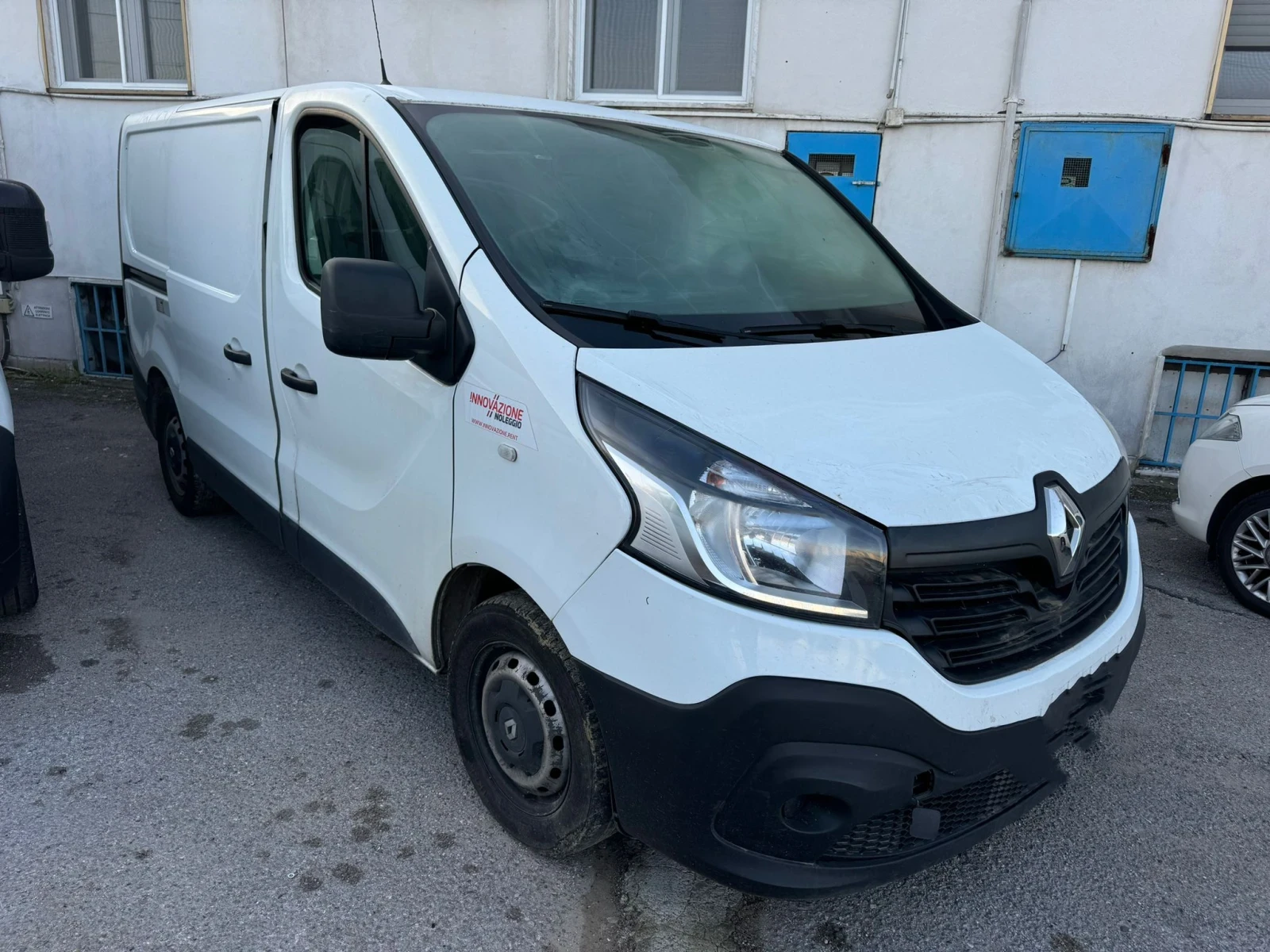 Renault Trafic 1.6 дизел 120 коня NAVI  ХЛАДИЛЕН - изображение 2