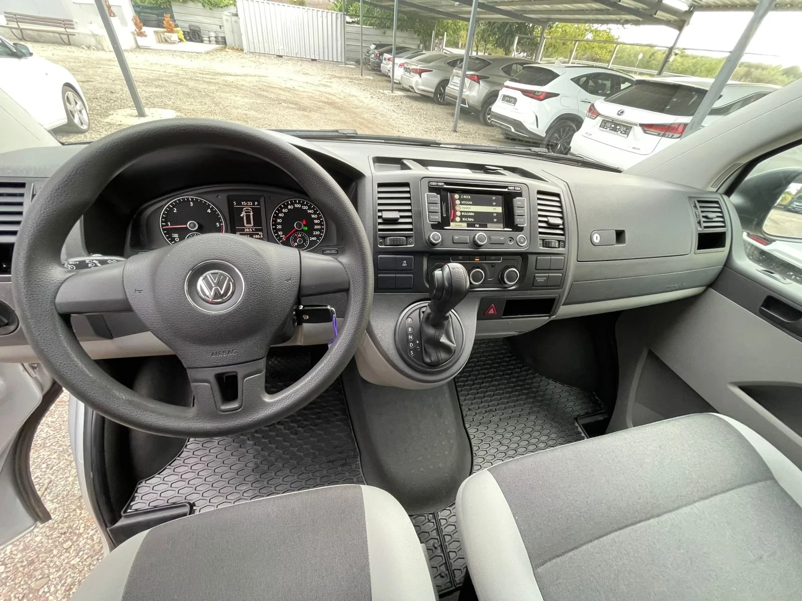 VW Transporter Т5/2.0TDI/Automatic/ - изображение 10