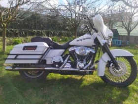 Harley-Davidson Electra Glide Classic SHRINE, снимка 15