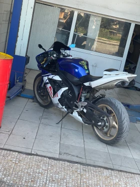 Обява за продажба на Yamaha YZF-R1 ~10 000 лв. - изображение 3