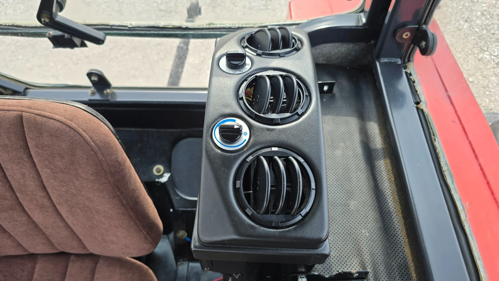 Трактор Massey 393 Нов внос - изображение 10