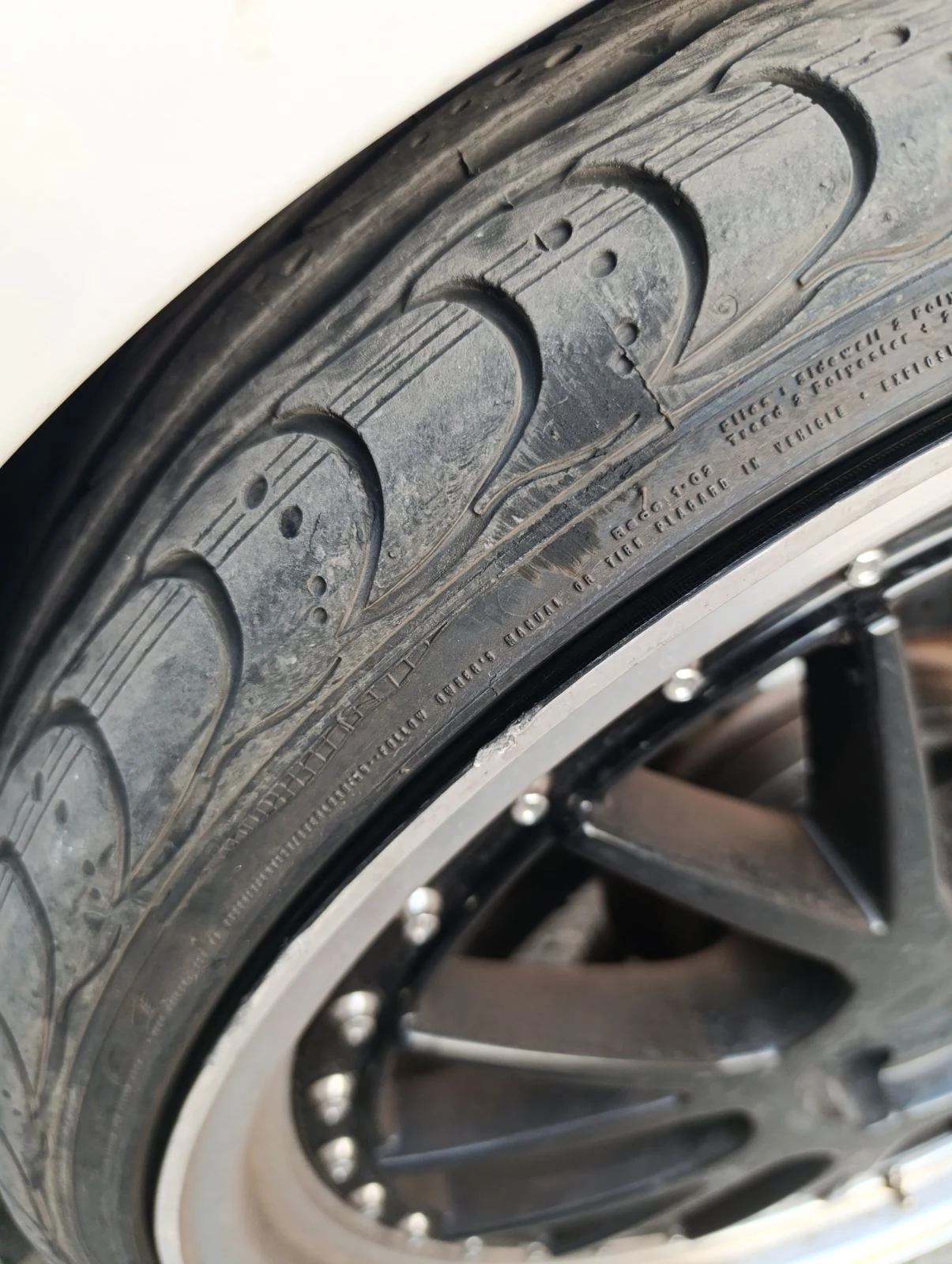 ���� � ������ 235/30R20 | Mobile.bg � ����������� 7