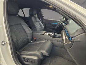 BMW 520 i = M-Sport = Shadow Line Гаранция, снимка 9