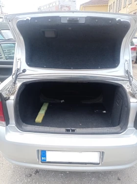 Opel Vectra 2.2, снимка 9