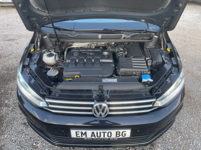 VW Touran 2.0TDI DSG Highline LED, снимка 8 - Автомобили и джипове - 47329440