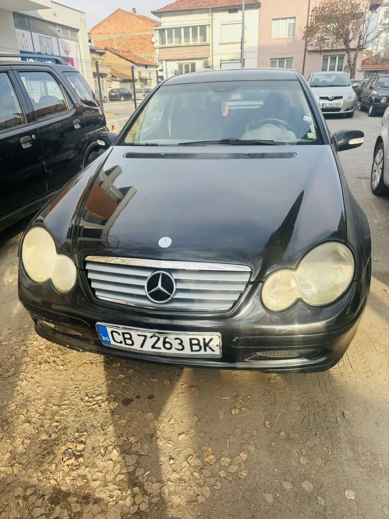 Mercedes-Benz C 220, снимка 1 - Автомобили и джипове - 48143147