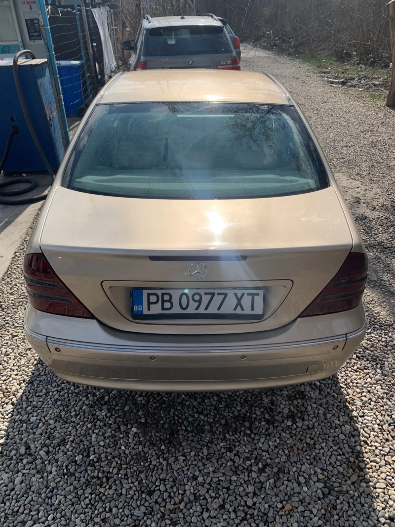 Mercedes-Benz C 220 mercedes c220cdi, снимка 10 - Автомобили и джипове - 49517173