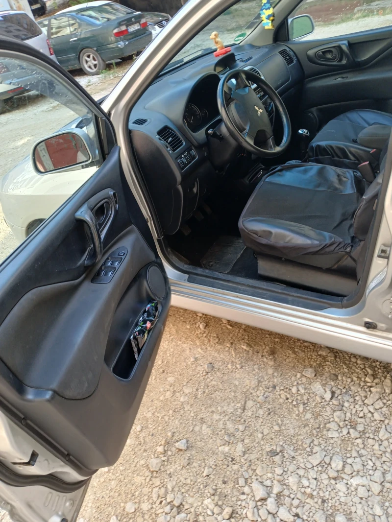 Mitsubishi Space star, снимка 9 - Автомобили и джипове - 51443018