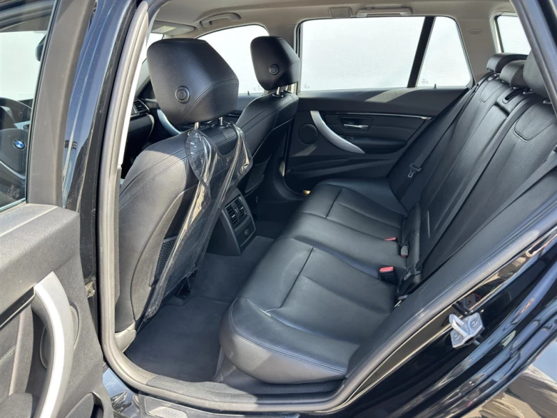 BMW 335 xDrive, снимка 9 - Автомобили и джипове - 51612899