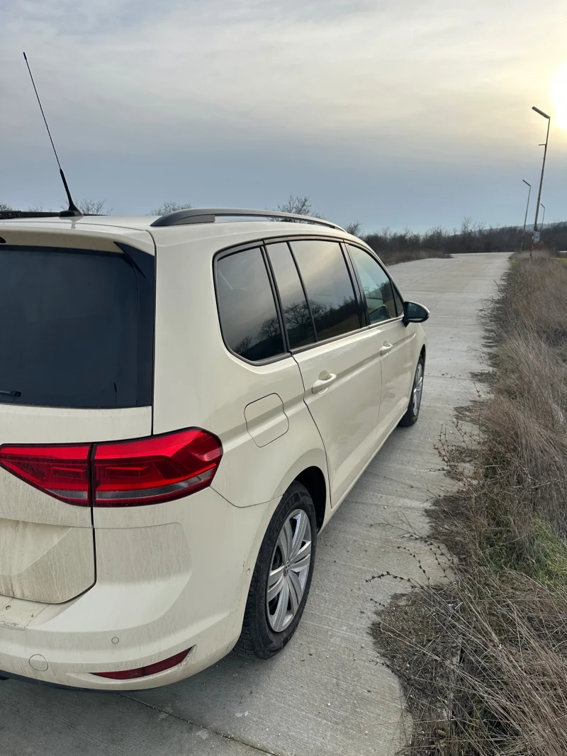 VW Touran, снимка 3 - Автомобили и джипове - 53223052