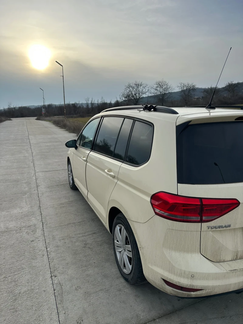 VW Touran, снимка 2 - Автомобили и джипове - 53223052