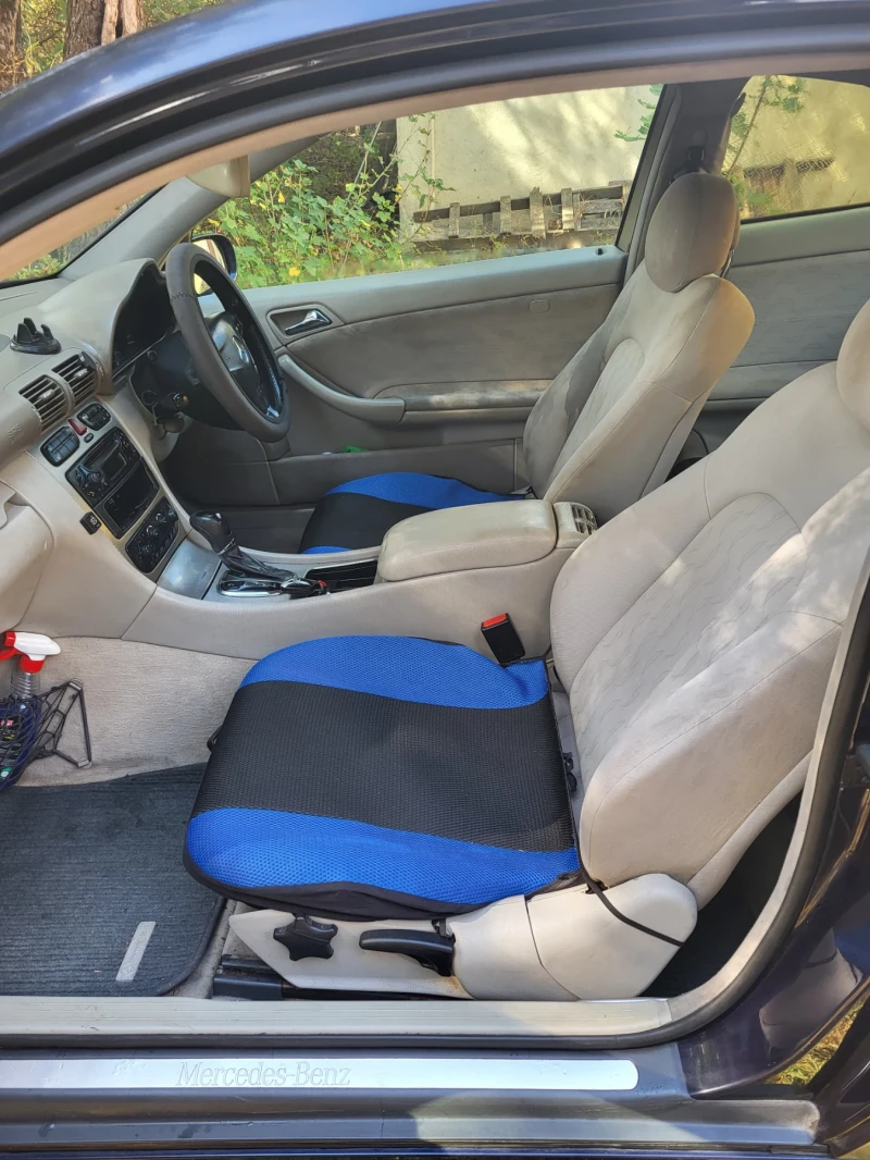 Mercedes-Benz C 200, снимка 16 - Автомобили и джипове - 53533151