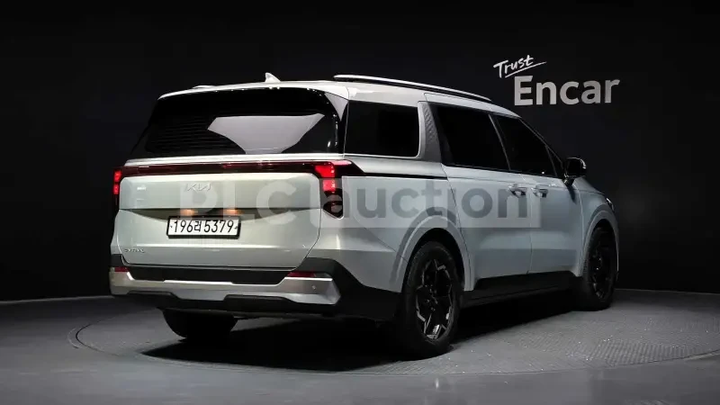 Kia Carnival ЦЕНА до БГ, снимка 2 - Автомобили и джипове - 55478354