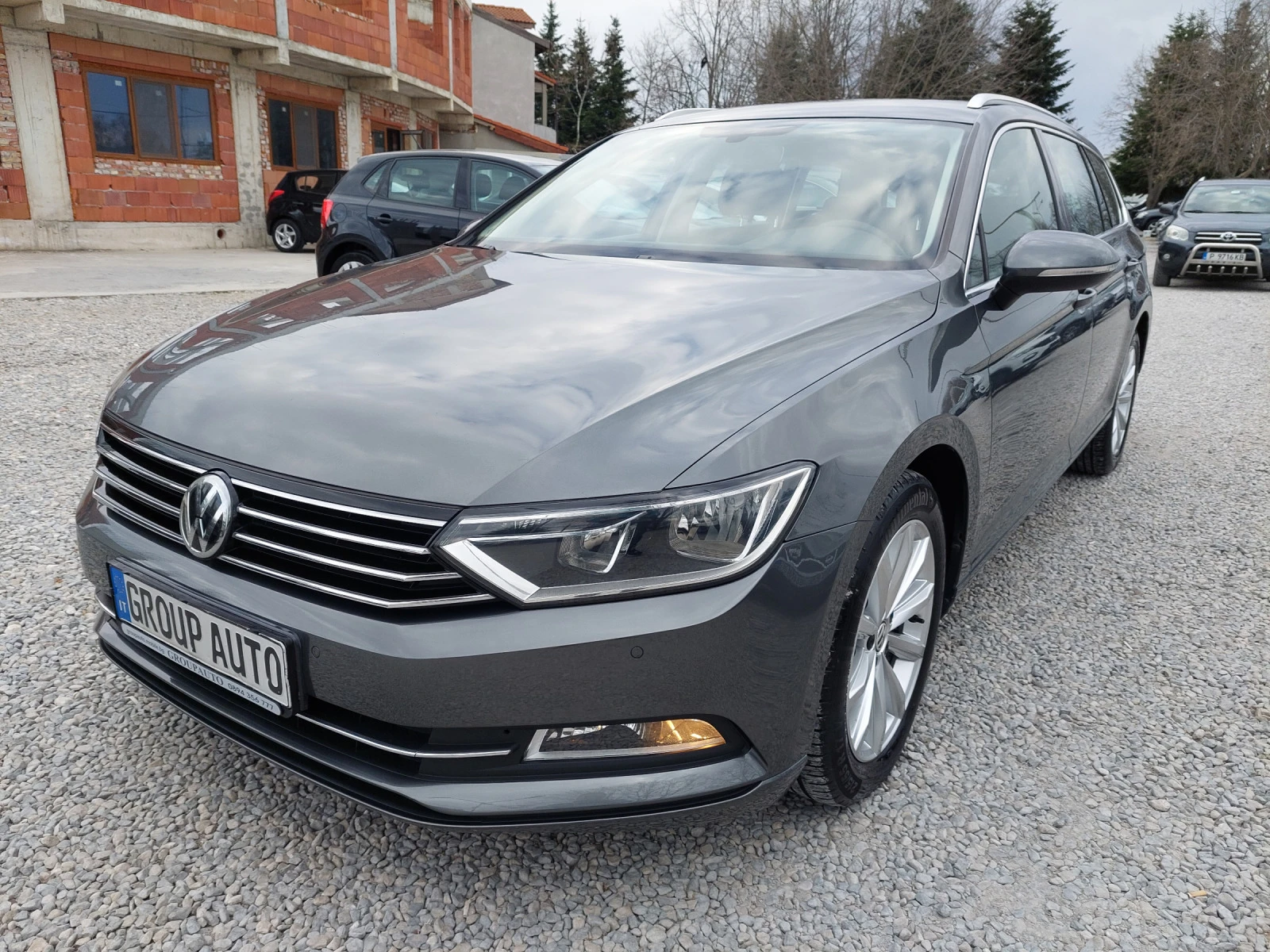 VW Passat 2.0TDI-150к.с/6-СКОРОСТИ/НАВИГАЦИЯ/ДИСКТРОНИК!!! - изображение 3