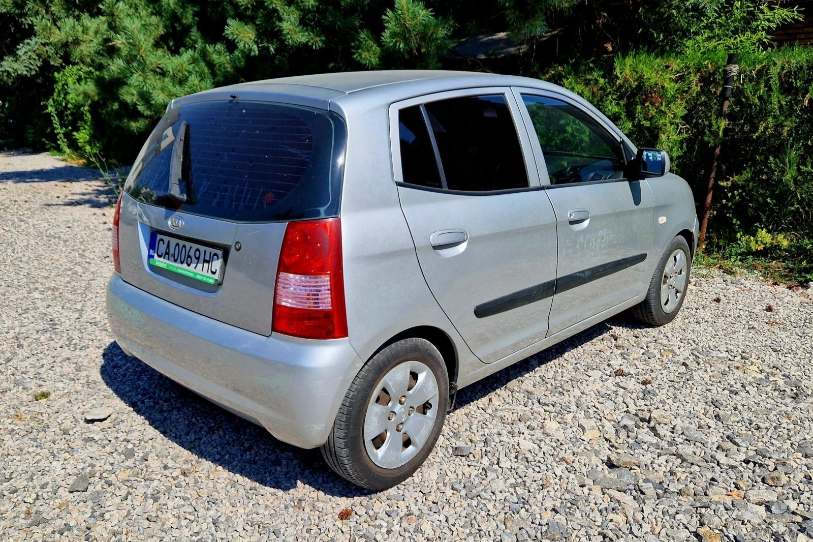 Kia Picanto 1.1 CRDI ТОВАРЕН - изображение 4