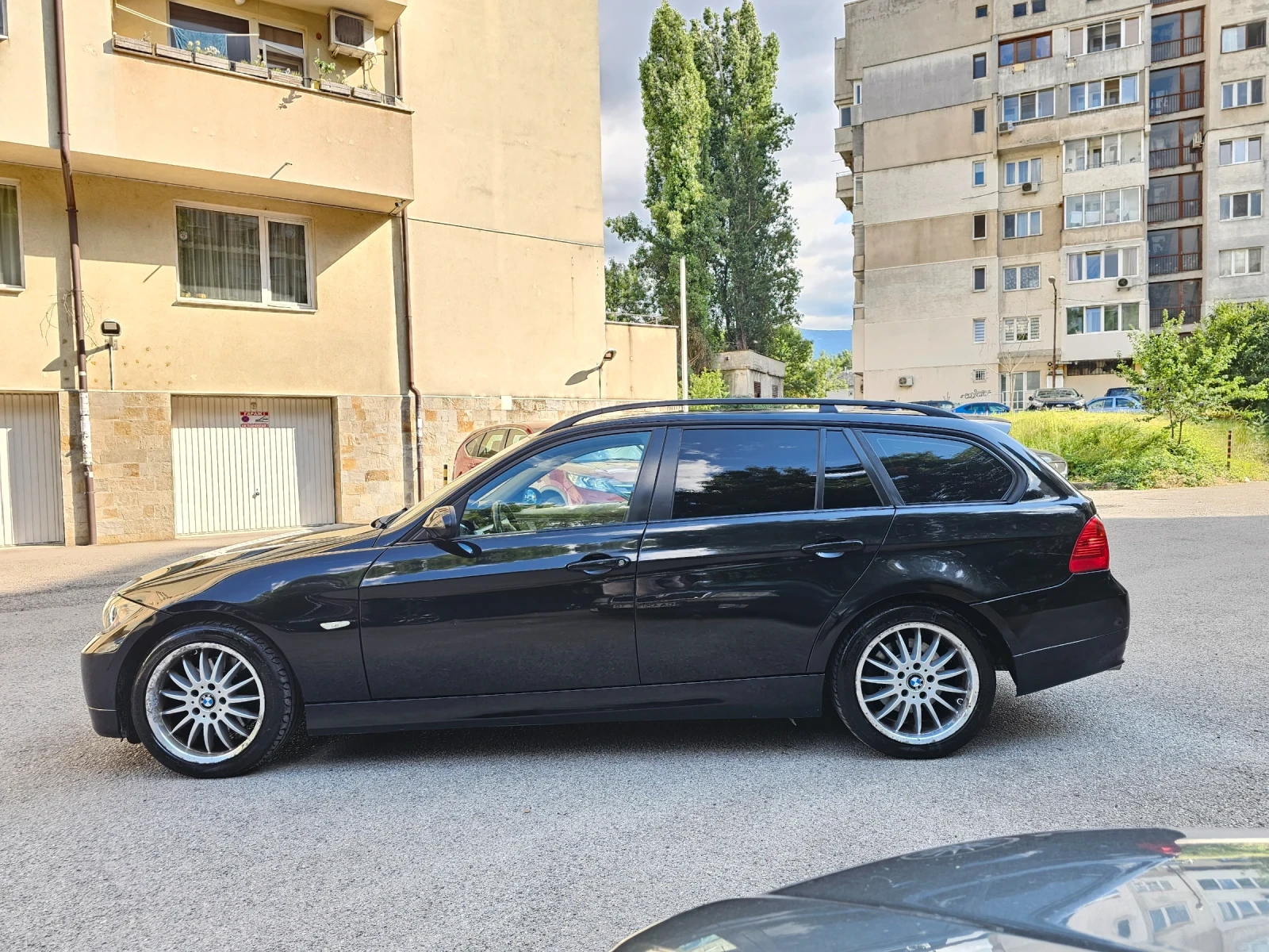 BMW 320  !АВТОМАТИК! * КЛИМАТРОНИК* !НАВИ!КОЖА!TOП - изображение 3