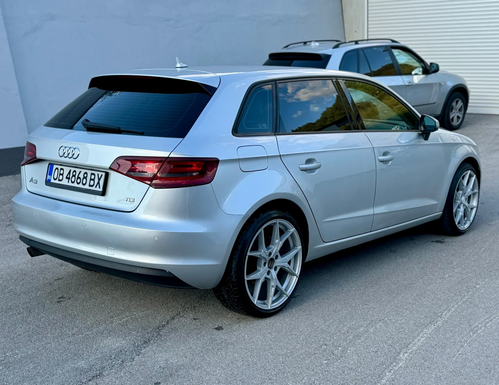 Audi A3 Sportback 1.6 TDI - изображение 5