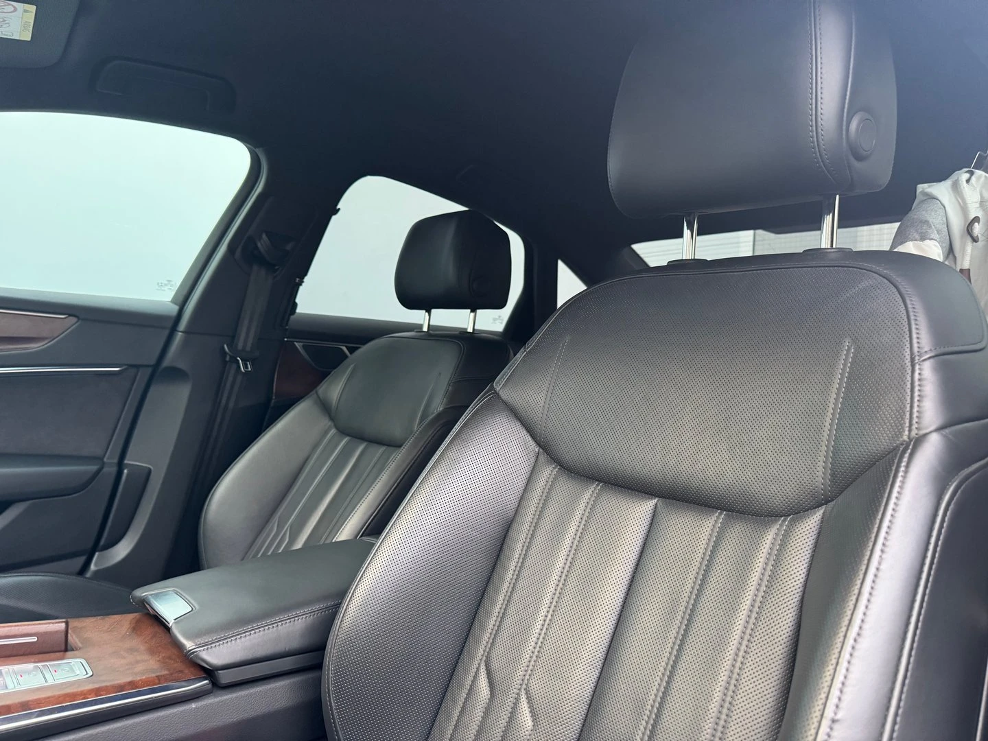 Audi A6 Limousine 50 TDI quattro Tip. Sport - изображение 6