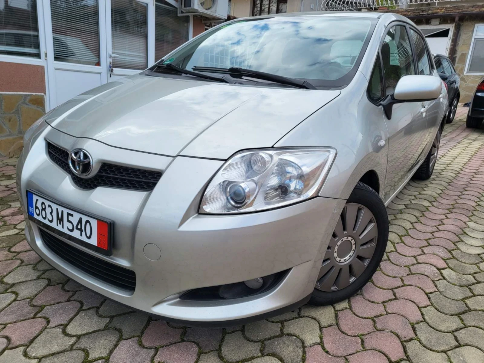 Toyota Auris 2.0 D4D  - изображение 5