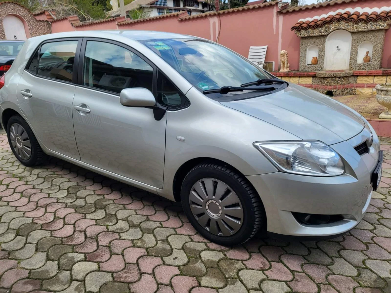 Toyota Auris 2.0 D4D  - изображение 3