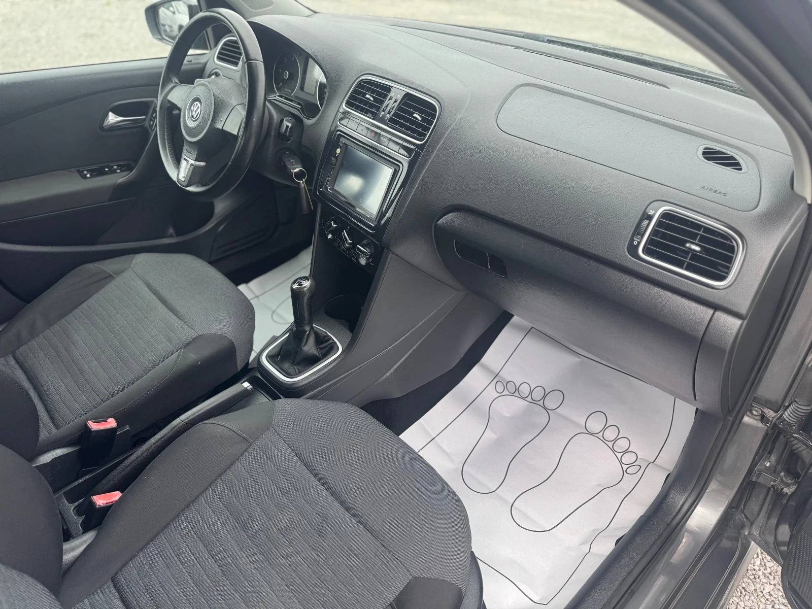 VW Polo 1.6TDI - изображение 10