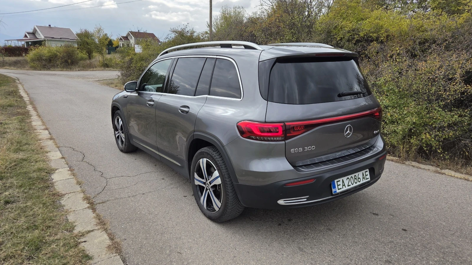 Mercedes-Benz EQB 300/4 matic/7 местен/Electric Art/ терм.помпа - изображение 3
