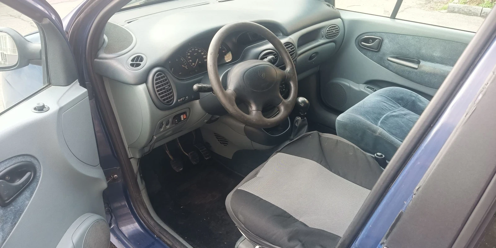 Renault Megane Scenic  | Mobile.bg   5