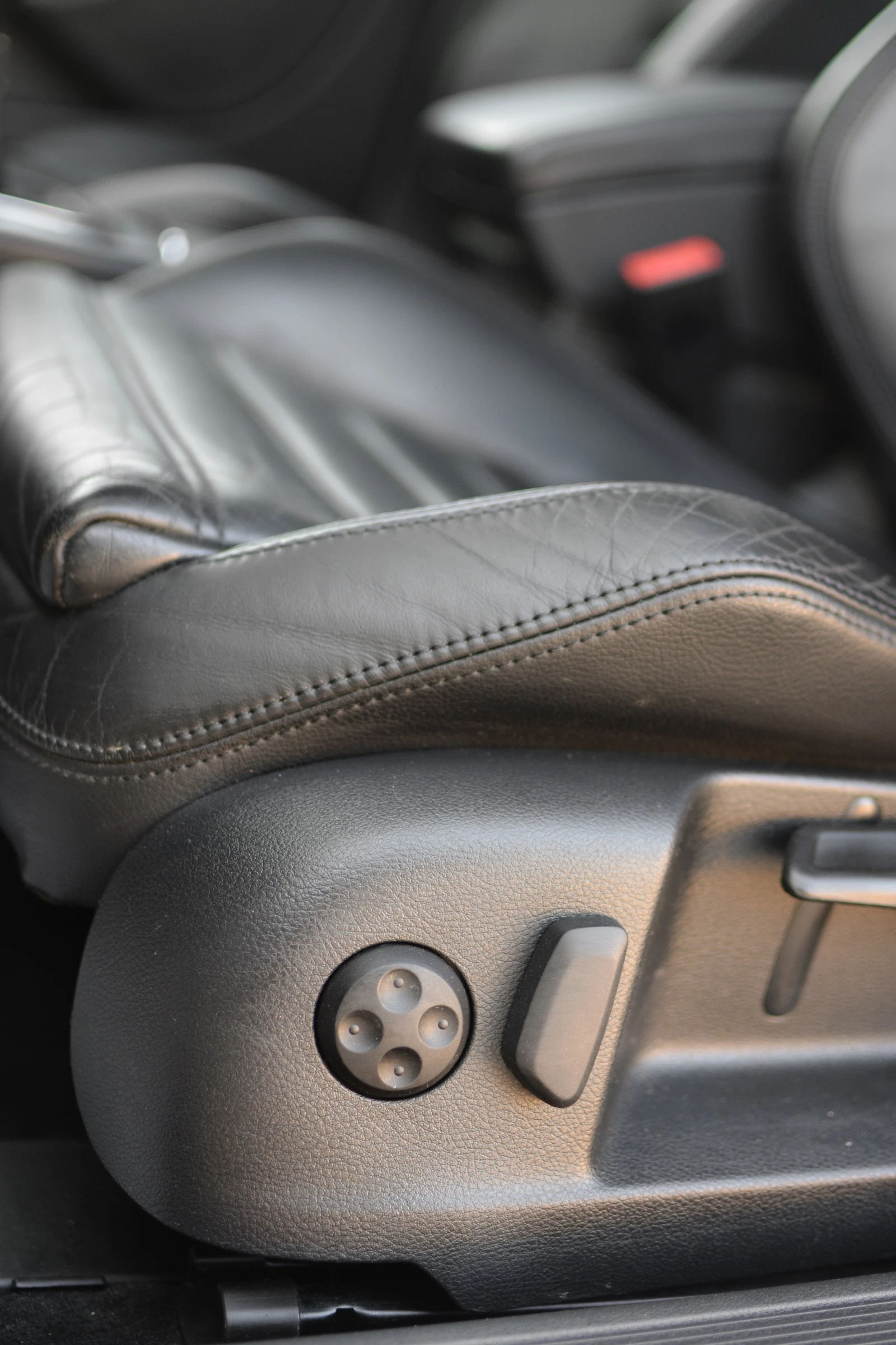 VW Passat 2.0TDI * Highline* , снимка 15 - Автомобили и джипове - 54145645