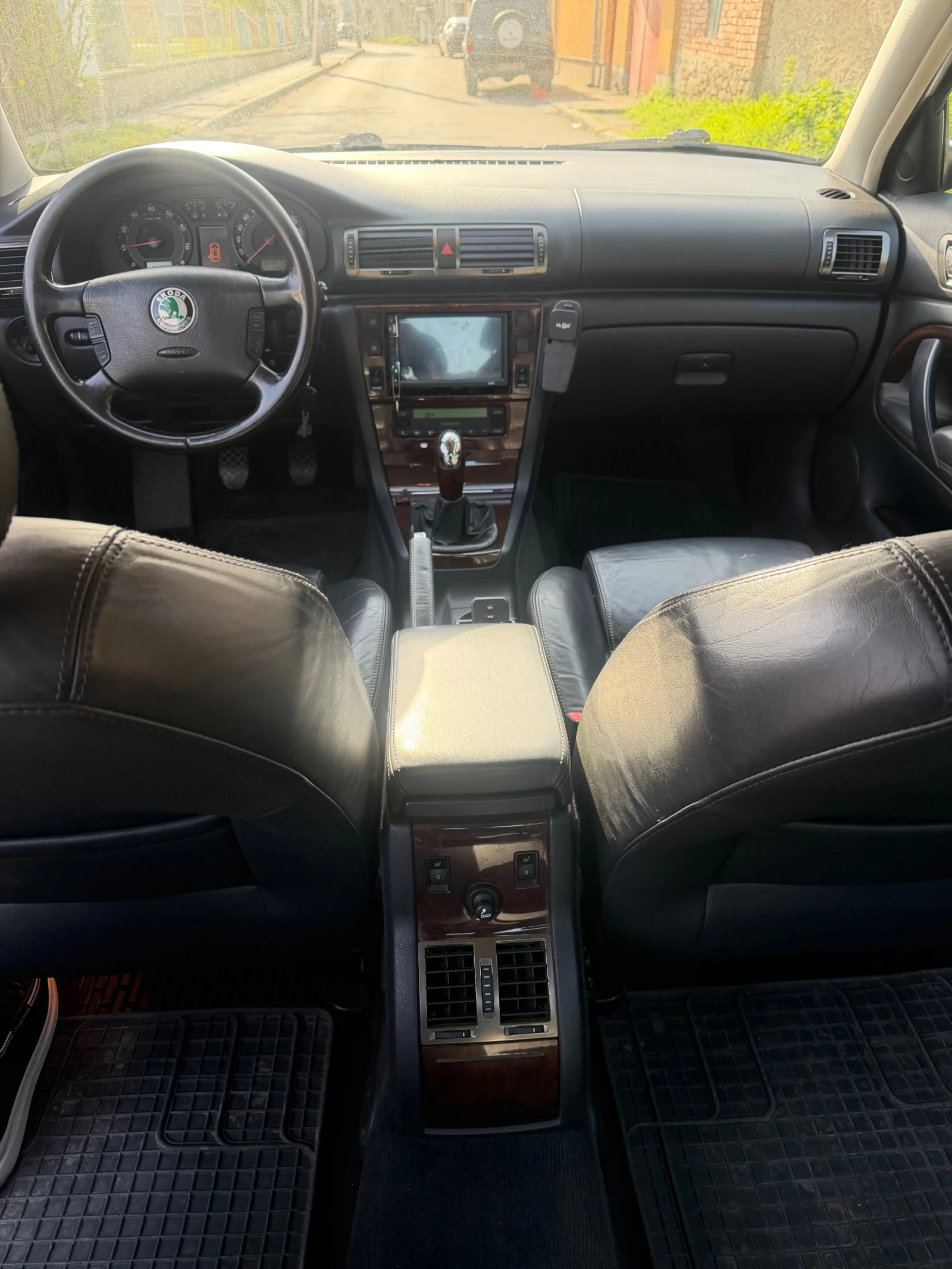 Skoda Superb 1.8T ГАЗОВ ИНЖЕКЦИОН НОВ ВНОС.!, снимка 7 - Автомобили и джипове - 54206969