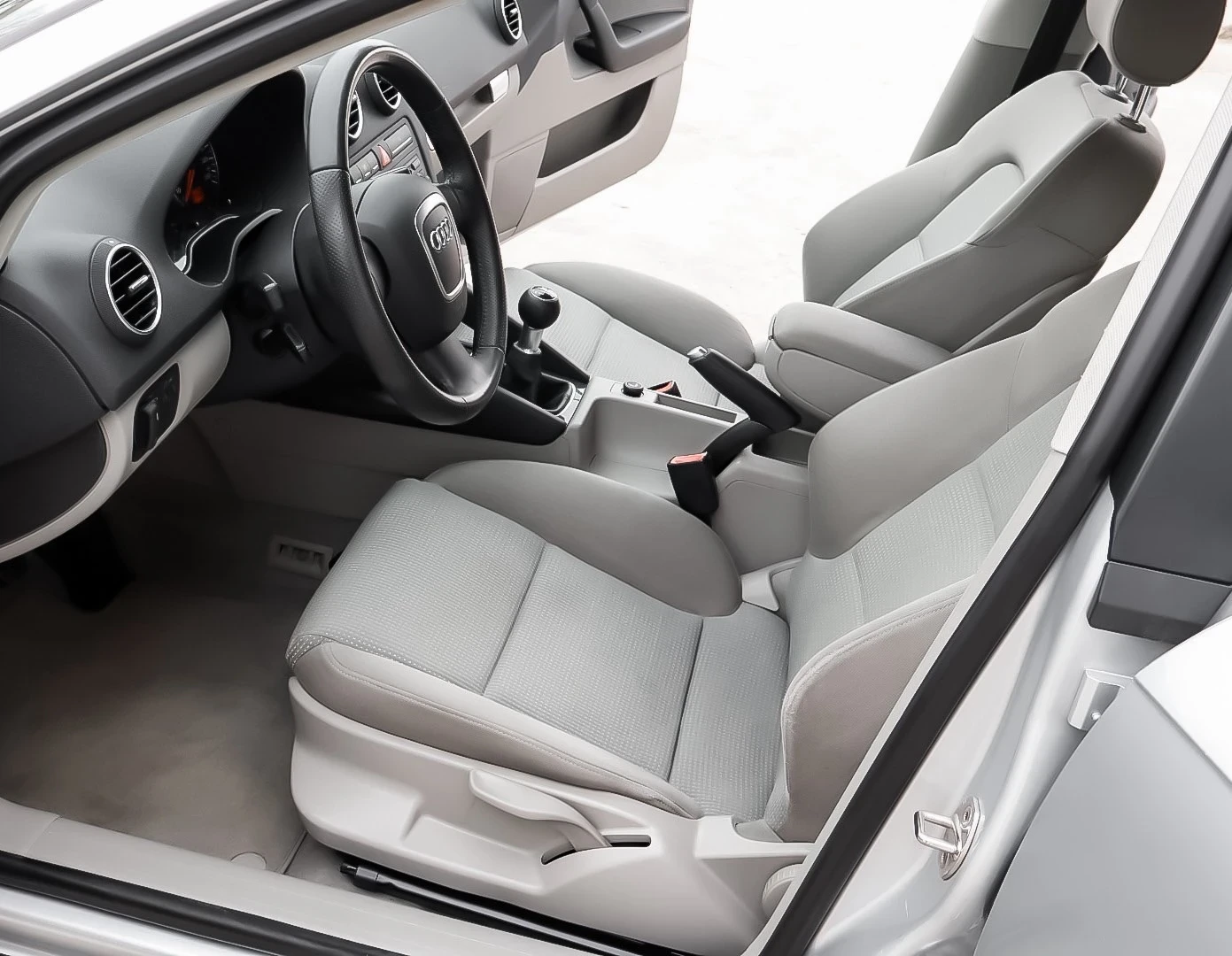 Audi A3 1.9 TDI XENON | Mobile.bg � ����������� 14