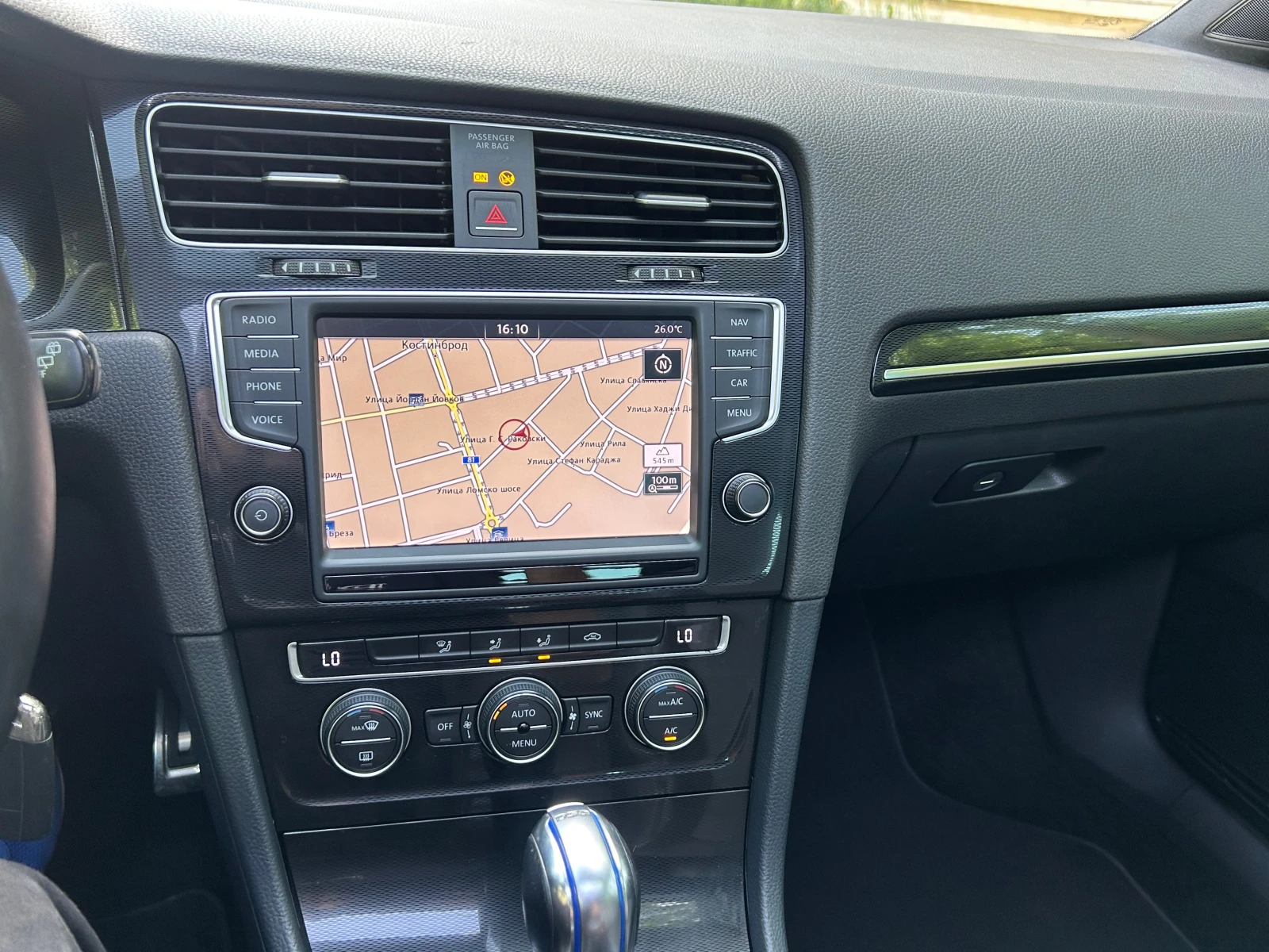 VW Golf 1, 4GTE Plug-in Hybrid 150kc, снимка 17 - Автомобили и джипове - 54681216