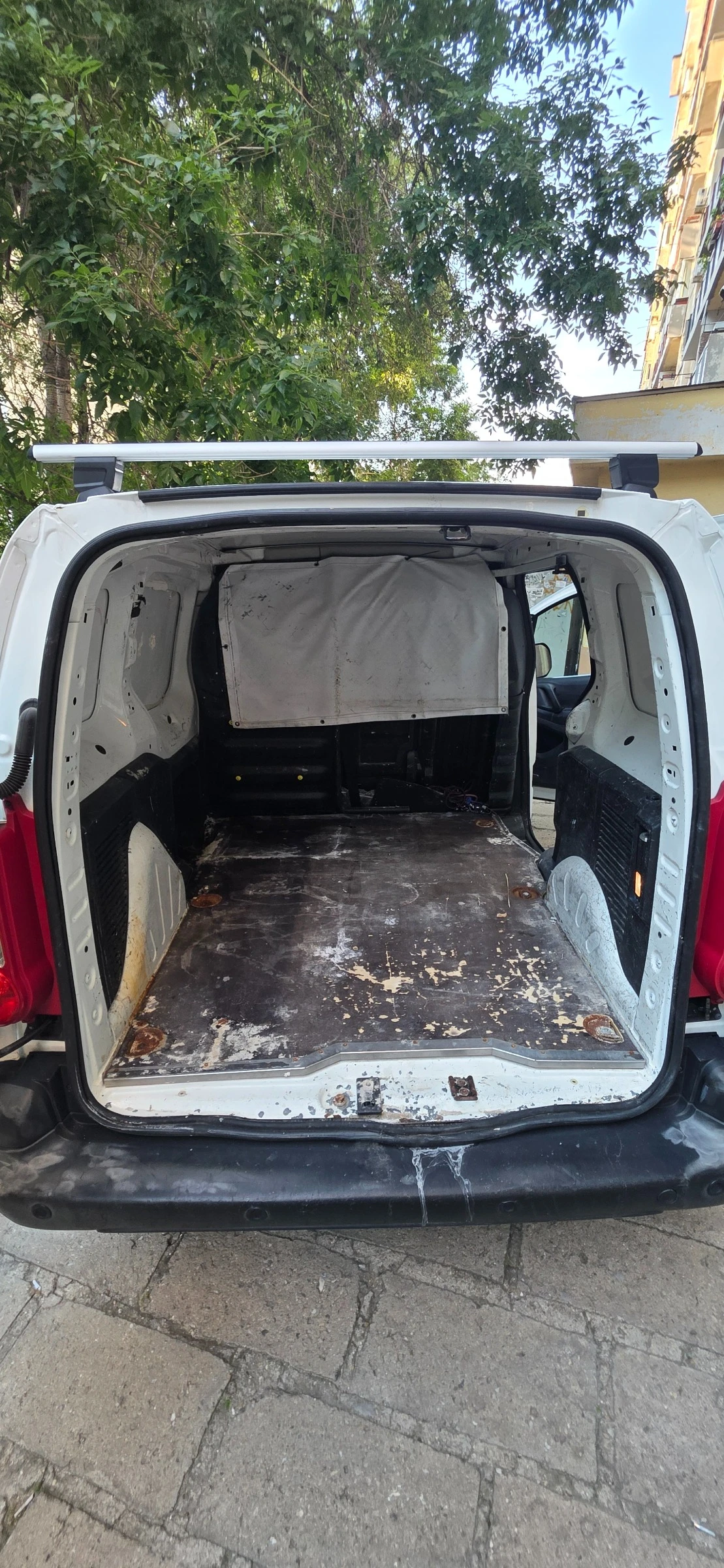 Citroen Berlingo 1, 6 eHDI дизел, снимка 5 - Автомобили и джипове - 55302755