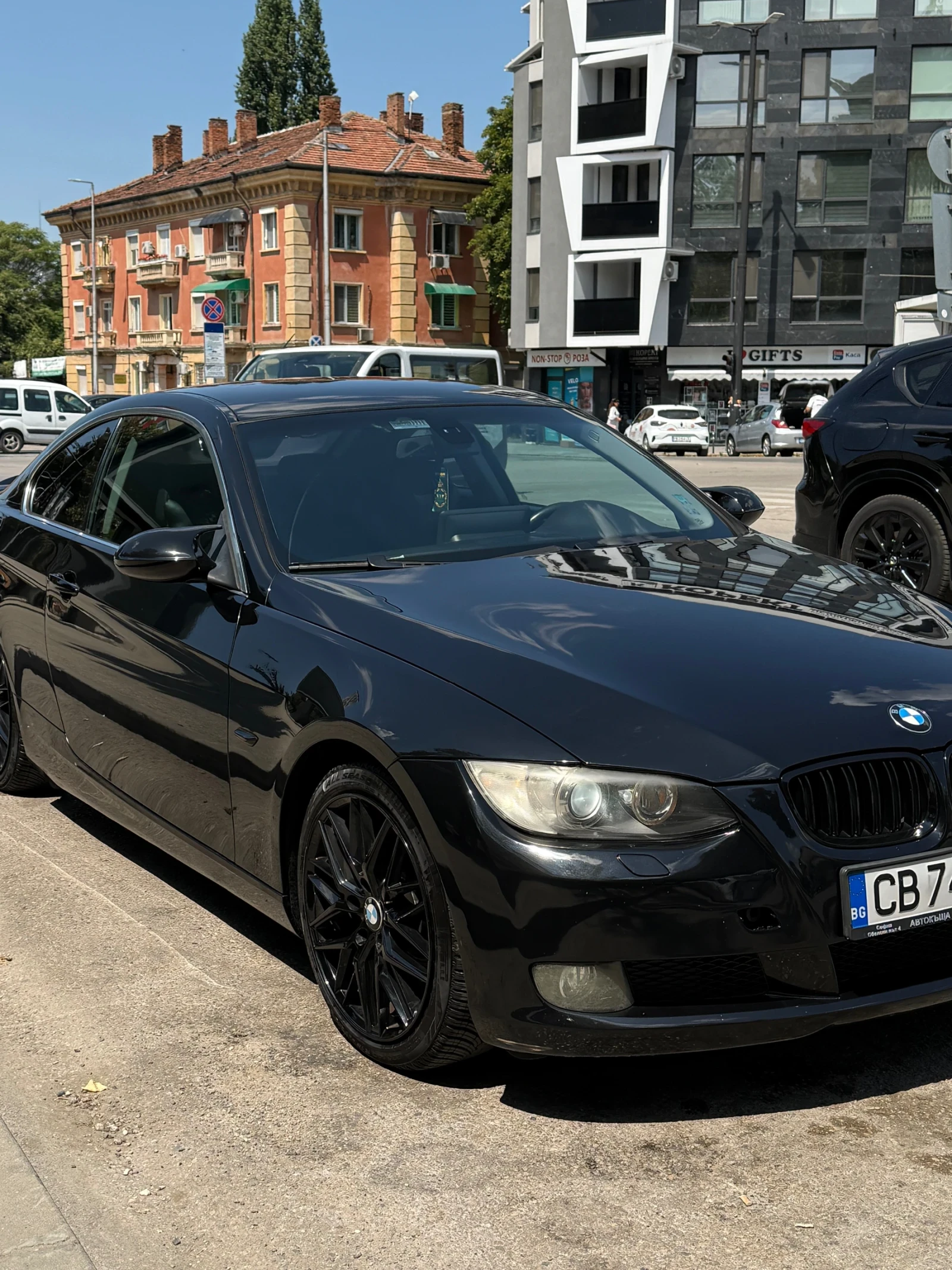 BMW 330, снимка 5 - Автомобили и джипове - 55896632