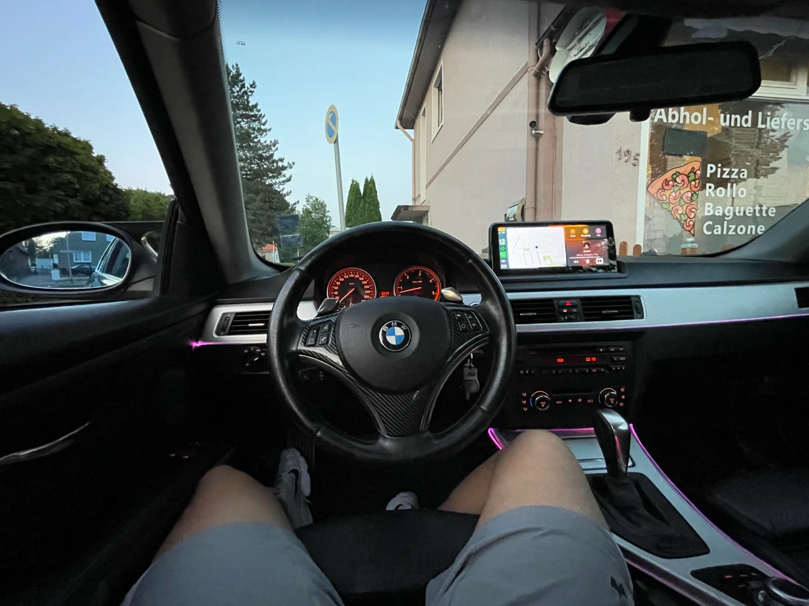 BMW 330, снимка 9 - Автомобили и джипове - 55896632